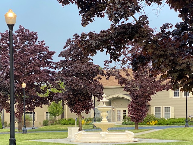 Blue Hills Cemetery IMG 1136